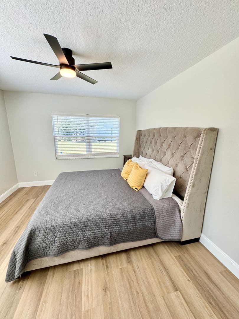 Clermont Condo: 439 Carroll Street