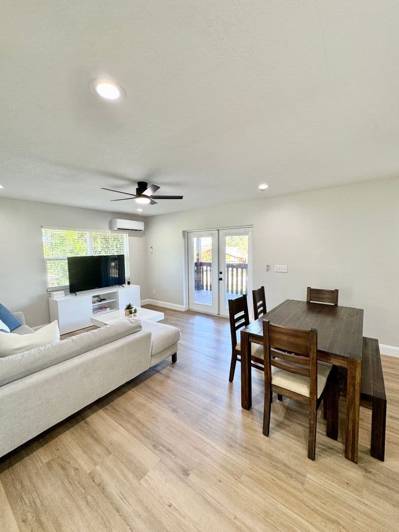 Clermont Condo: 439 Carroll Street