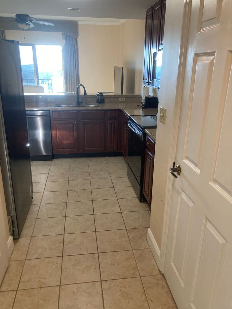 Tallahassee Apartment: 215 W College