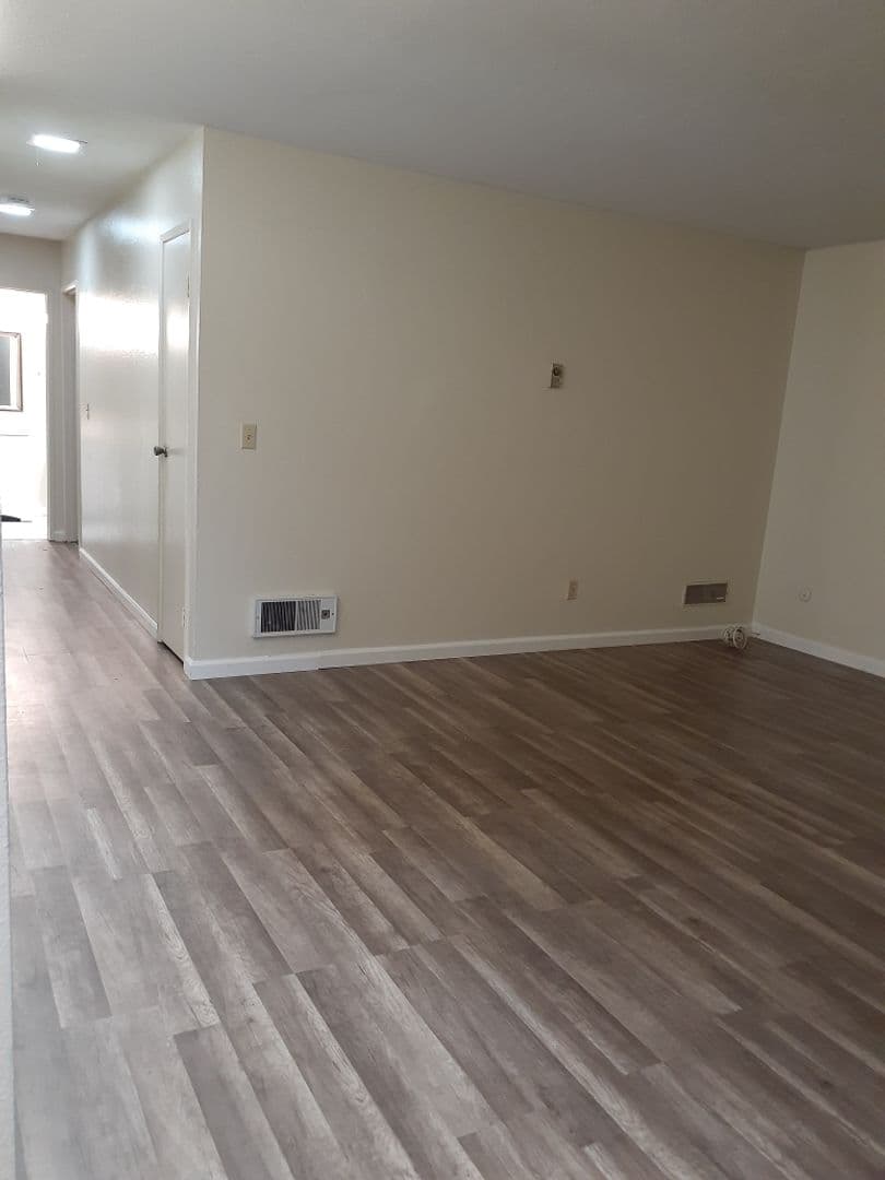 San Diego Condo: 5513 Adobe Falls Rd #4