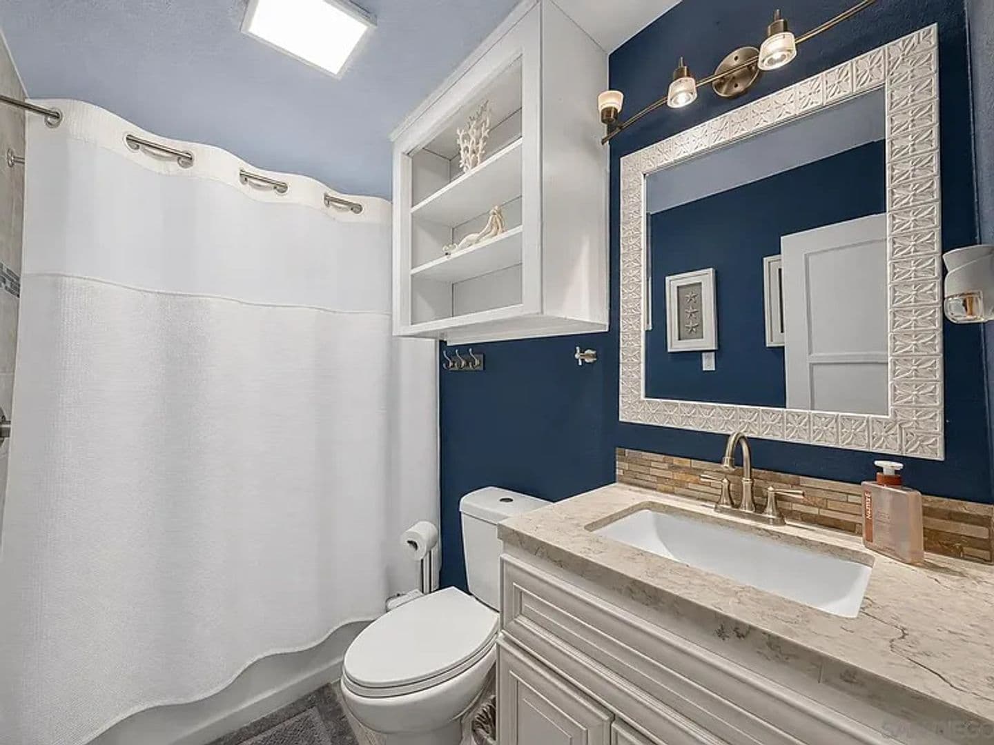 San Diego Apartment: 3852-56 1st Ave