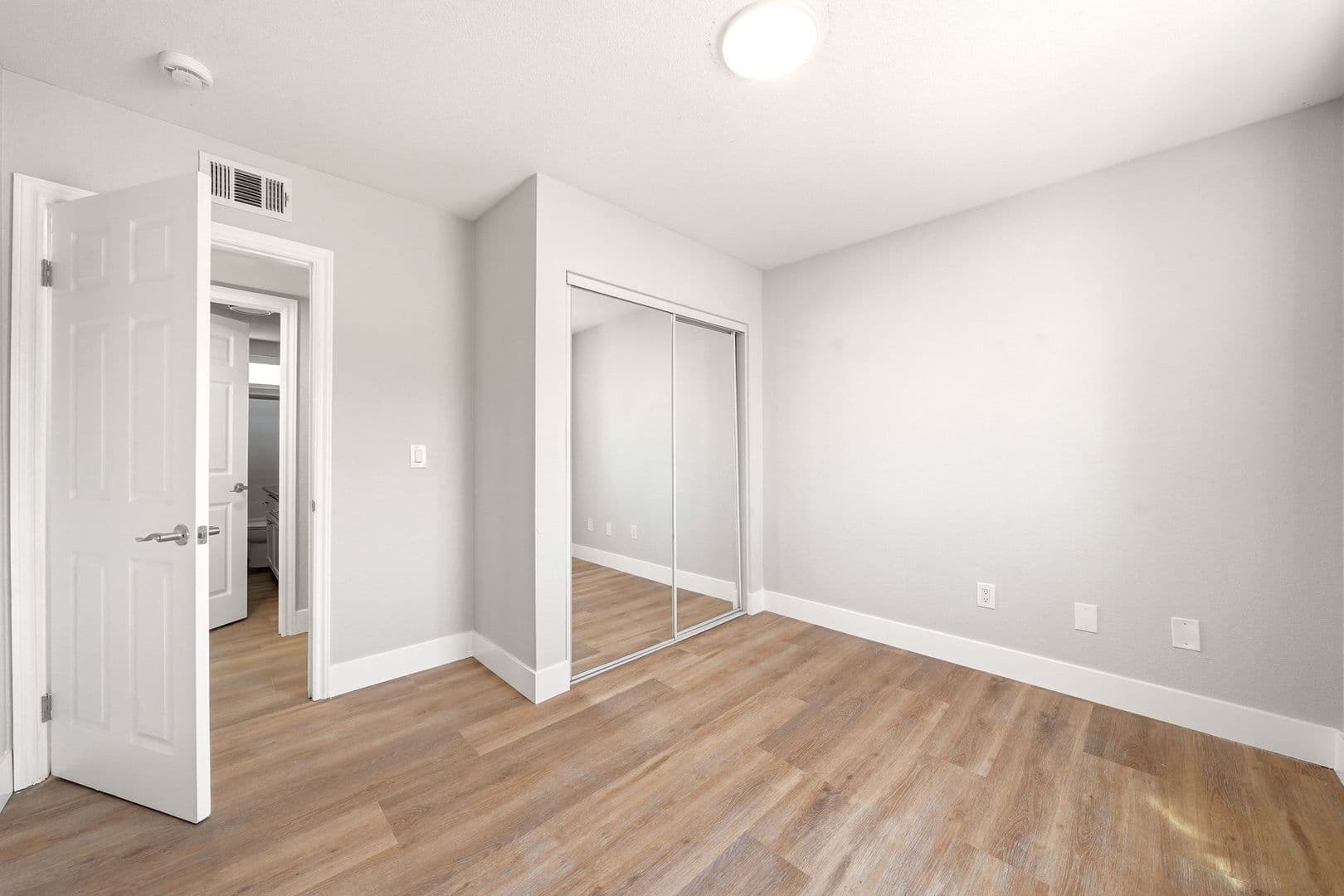 El Cajon Condo: 1000 S. Mollison #3