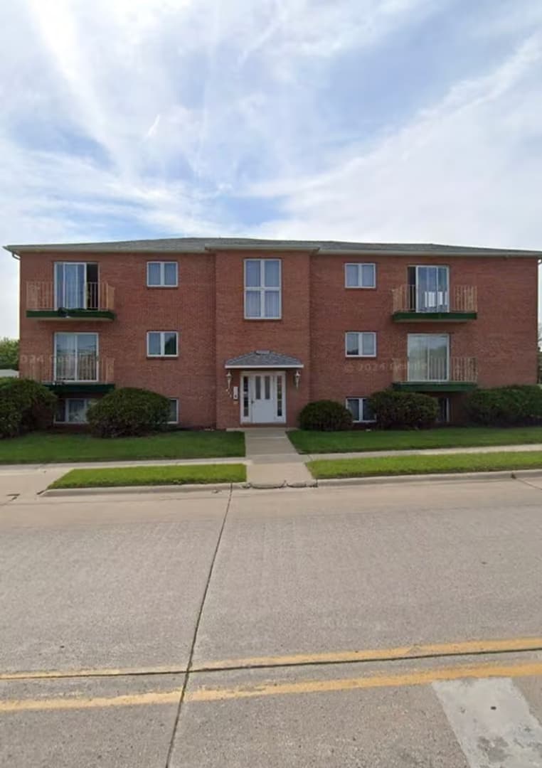 Fort Dodge Apartment: 454-458 N27th Street
