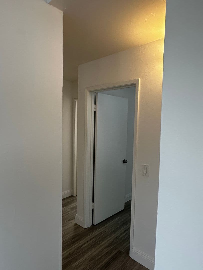 San Mateo Apartment: 410 Monte Diablo Avenue