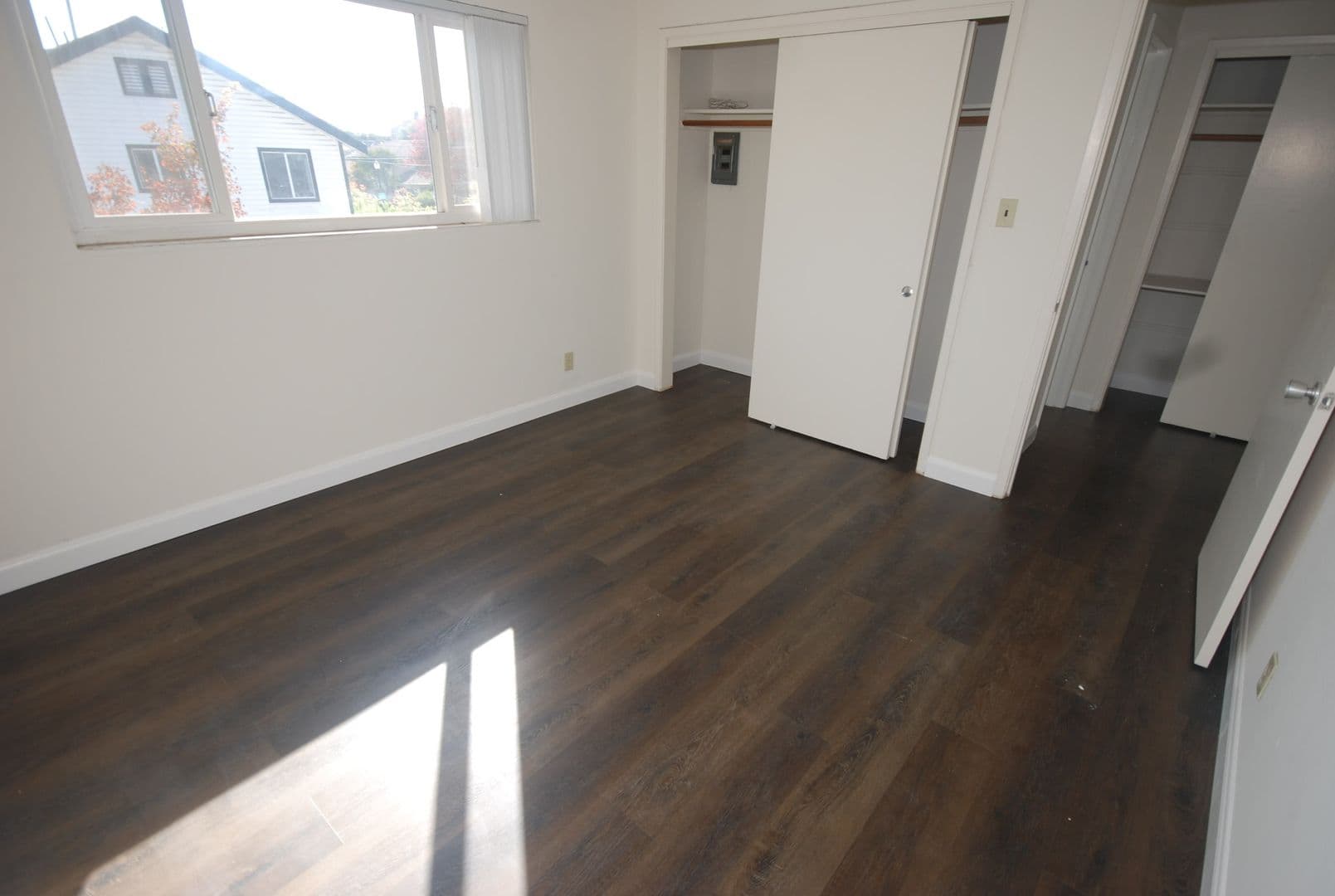 San Mateo Apartment: 906 E. 4th Avenue