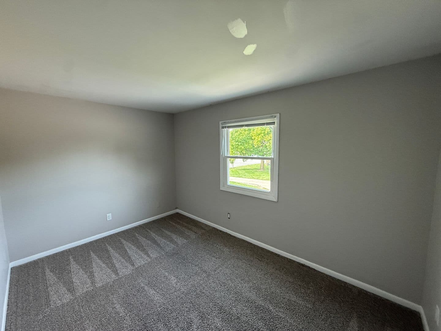 Fort Wayne House: 9612 Aboite Center Rd