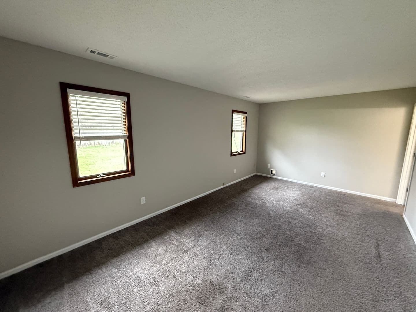 Fort Wayne House: 6328 Neighbor Dr.