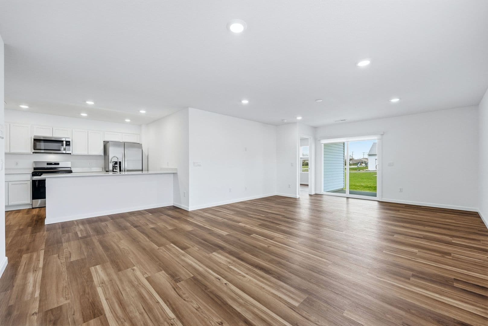 Fort Wayne Apartment: 3782 Thunderhawk Pass