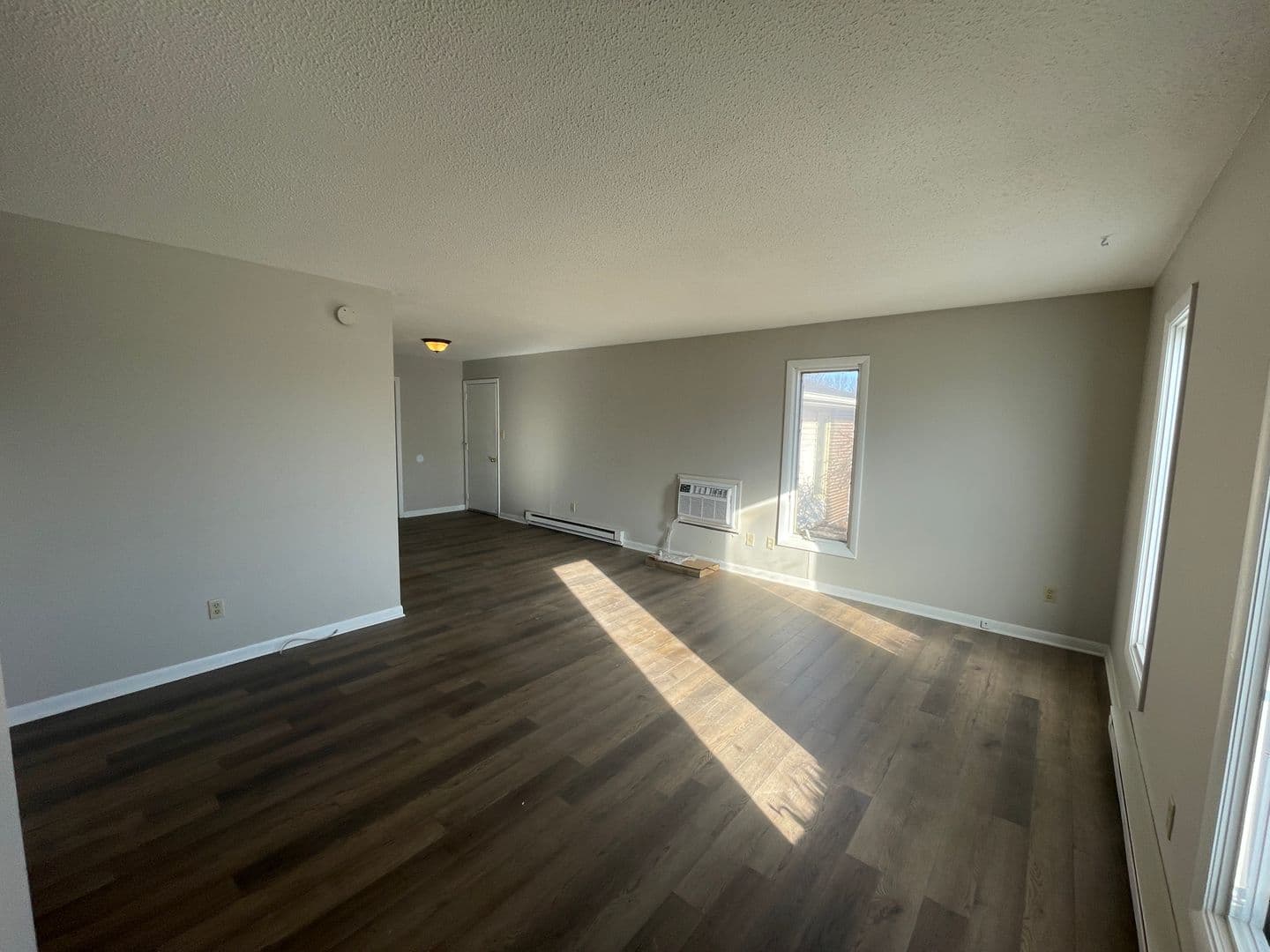 Fort Wayne House: 4126 Turf Lane