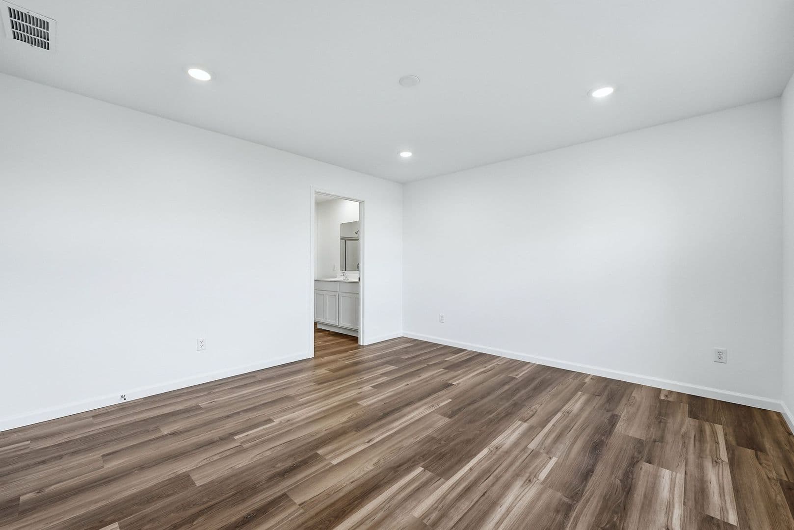 Fort Wayne Apartment: 3782 Thunderhawk Pass
