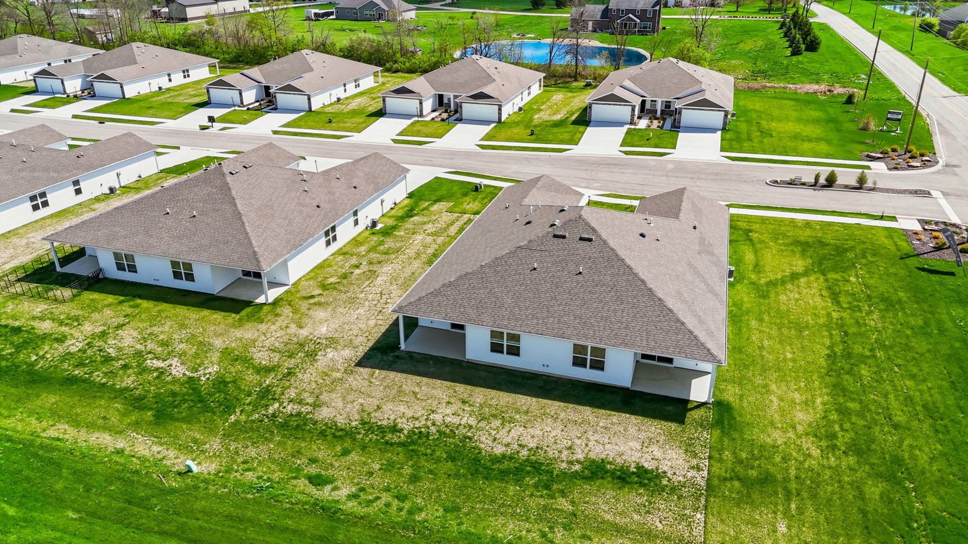 Fort Wayne Apartment: 3782 Thunderhawk Pass