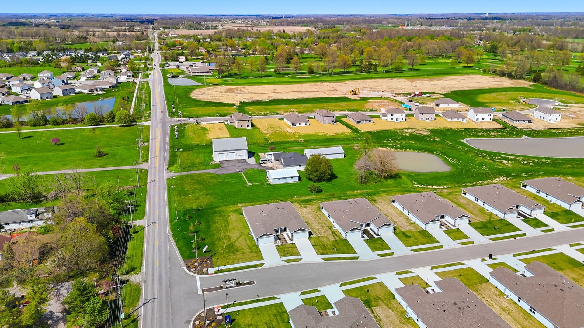 Fort Wayne Apartment: 3782 Thunderhawk Pass