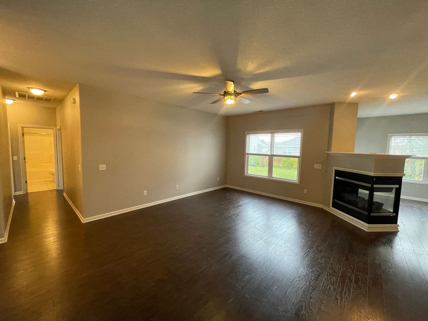 Roanoke House: 11035 Constantia Cove