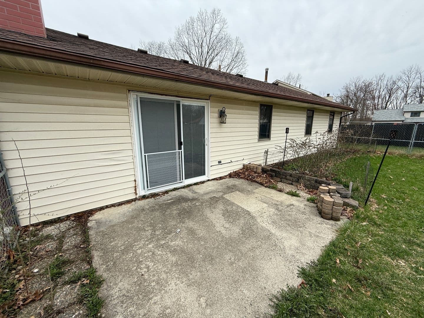 Fort Wayne House: 6328 Neighbor Dr.