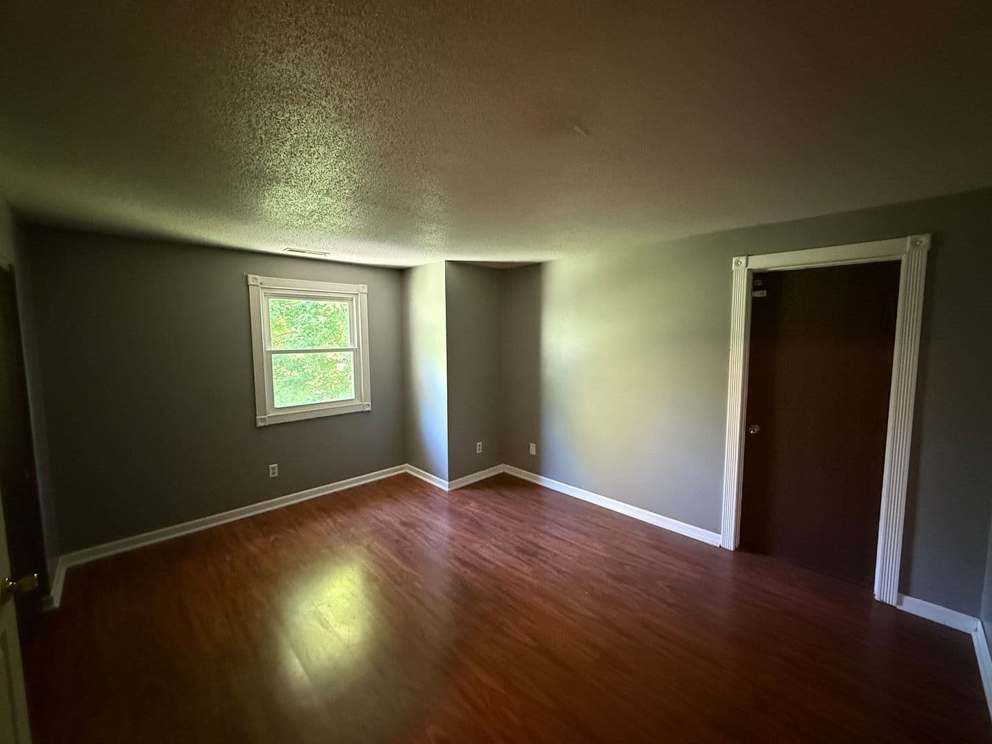 Fort Wayne House: 4734 Queensbury Dr.