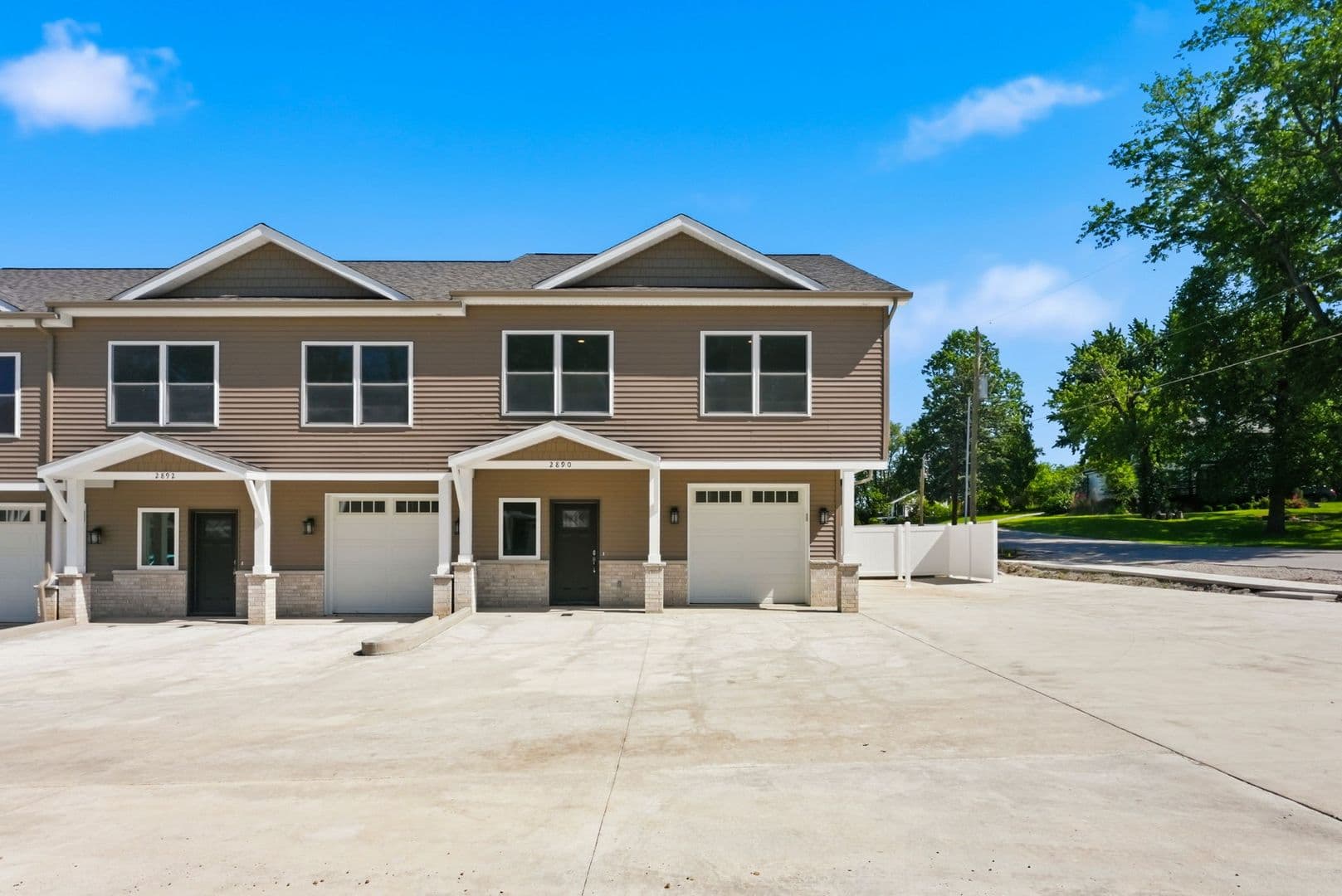 Fort Wayne Apartment: 2890 Getz Road