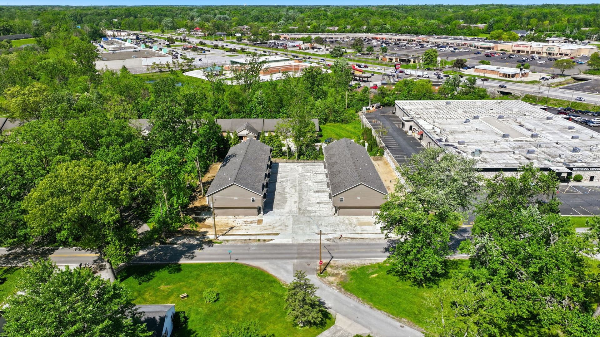 Fort Wayne Apartment: 2890 Getz Road
