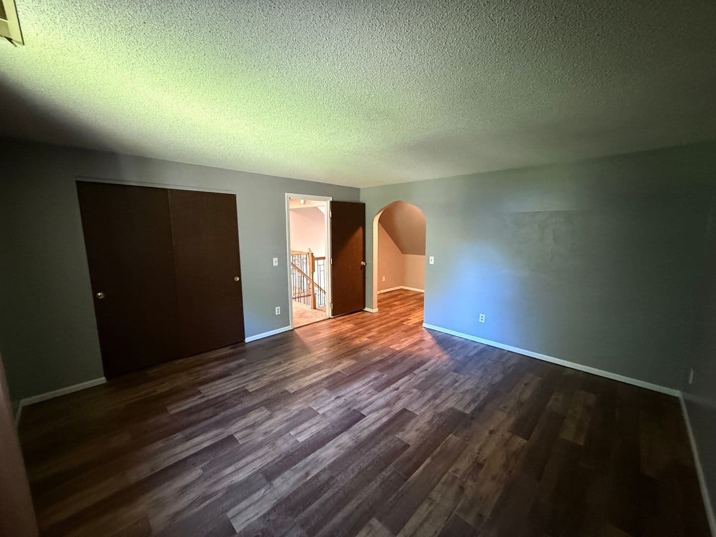 Fort Wayne House: 4734 Queensbury Dr.