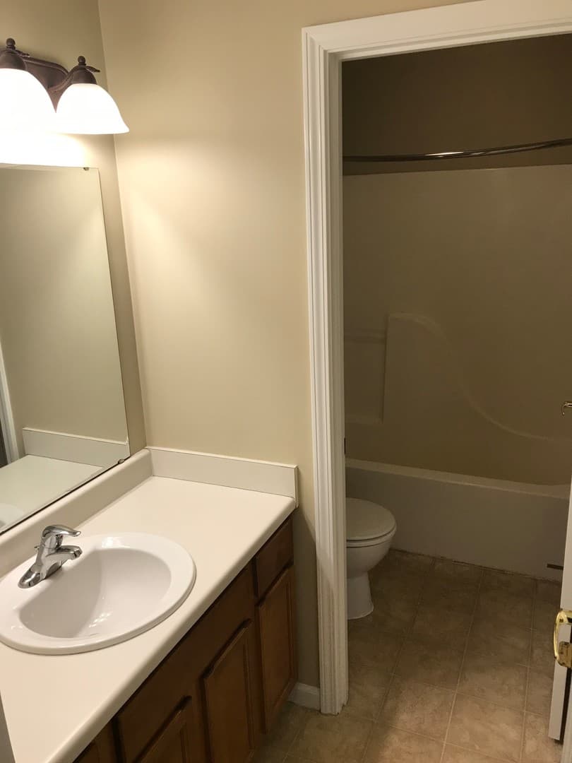 Fort Wayne House: 2726 Jacobs Creek Run