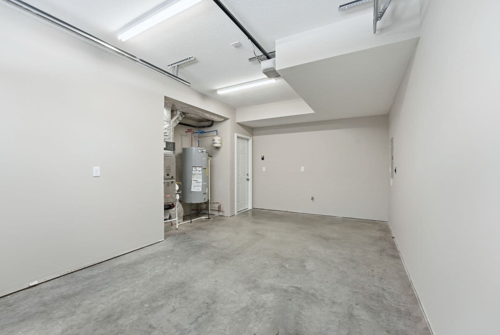 Fort Wayne Apartment: 2890 Getz Road