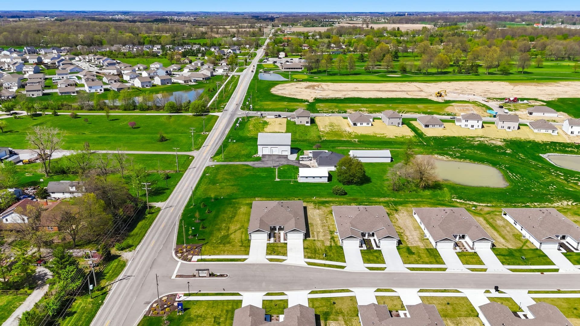 Fort Wayne Apartment: 3782 Thunderhawk Pass