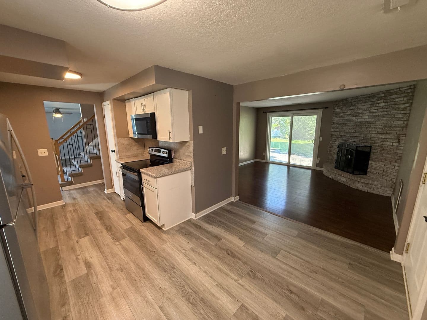 Fort Wayne House: 4734 Queensbury Dr.
