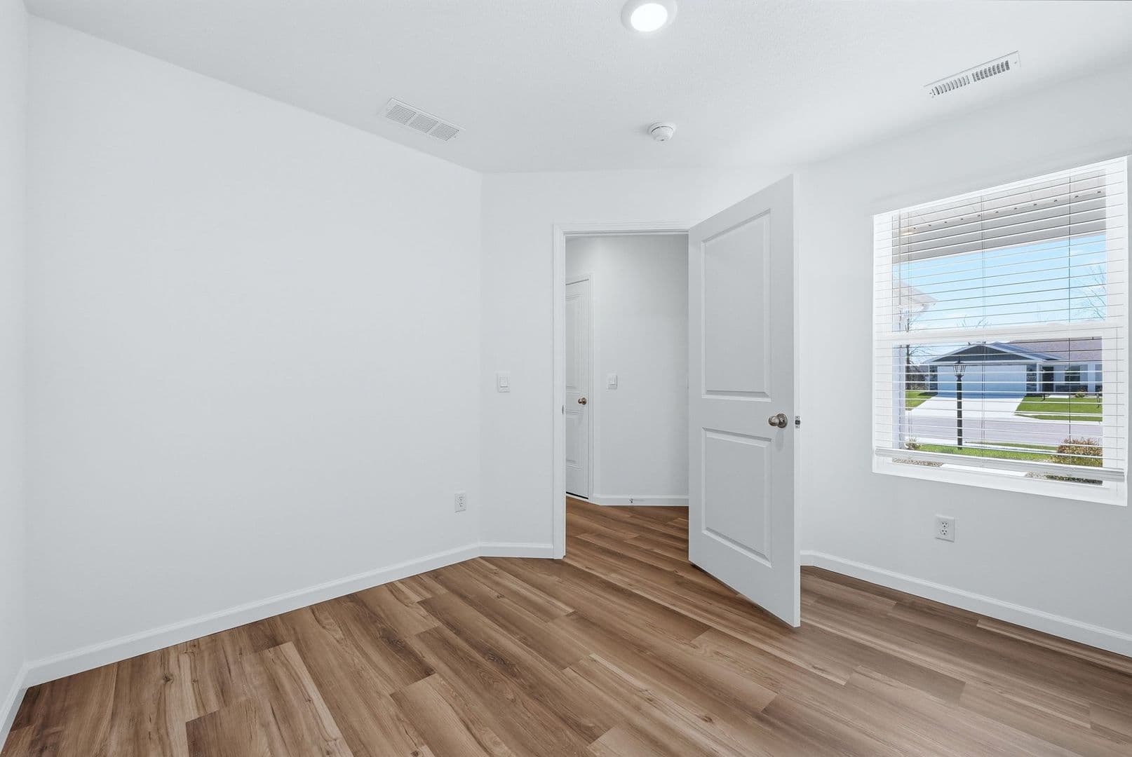 Fort Wayne Apartment: 3782 Thunderhawk Pass
