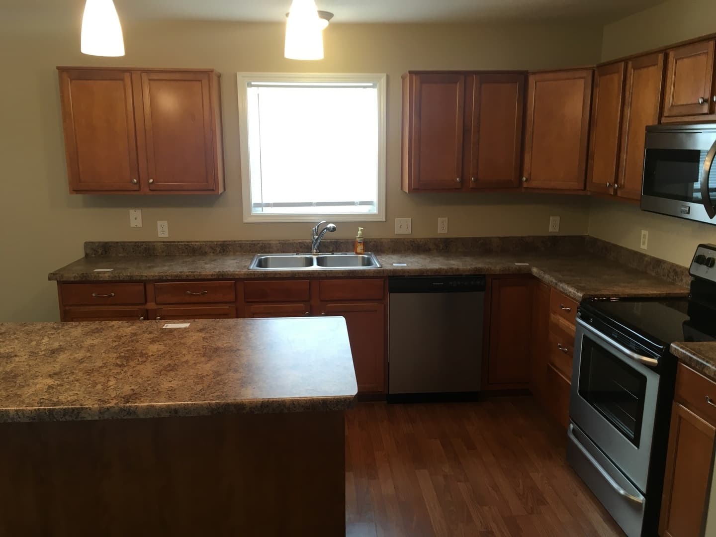 Fort Wayne House: 2726 Jacobs Creek Run