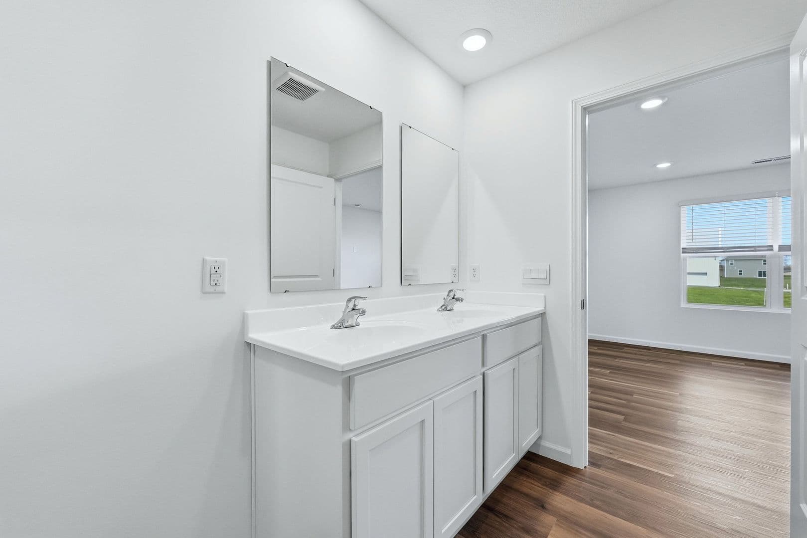 Fort Wayne Apartment: 3782 Thunderhawk Pass