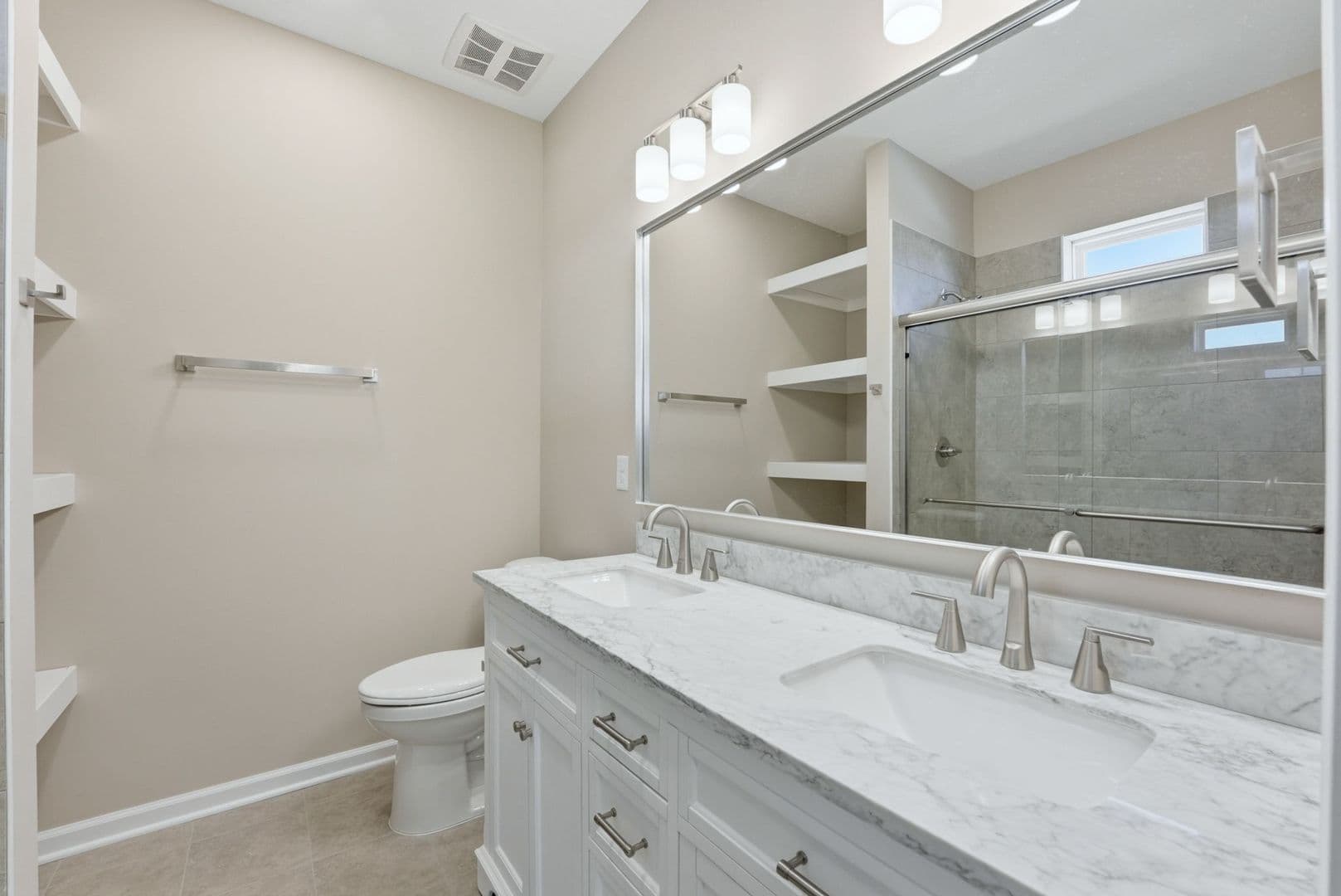 Fort Wayne Apartment: 2890 Getz Road