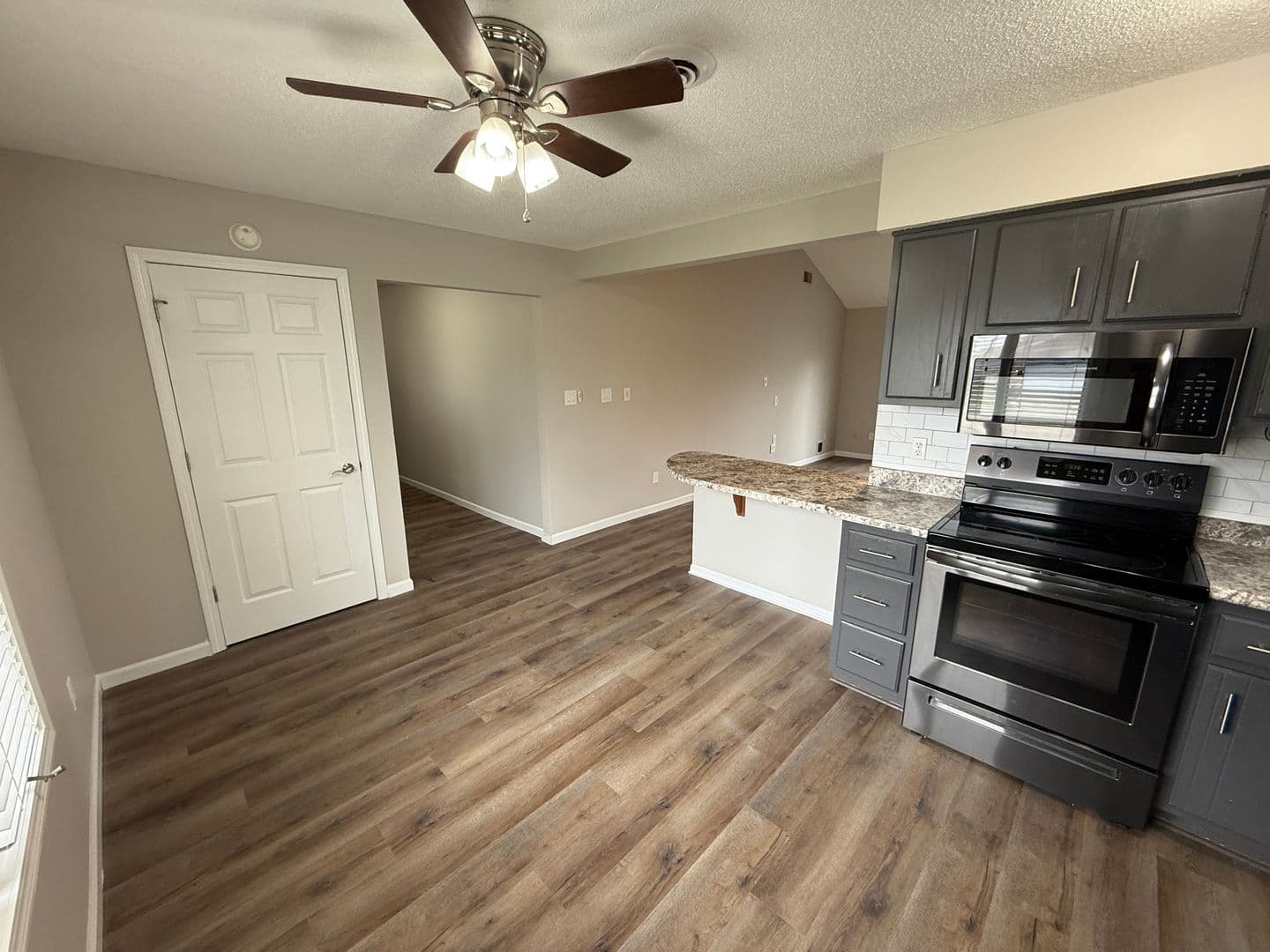 Fort Wayne House: 6328 Neighbor Dr.