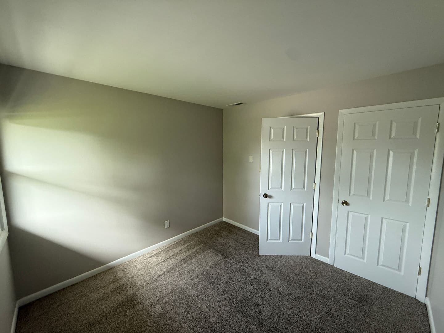 Fort Wayne House: 9612 Aboite Center Rd