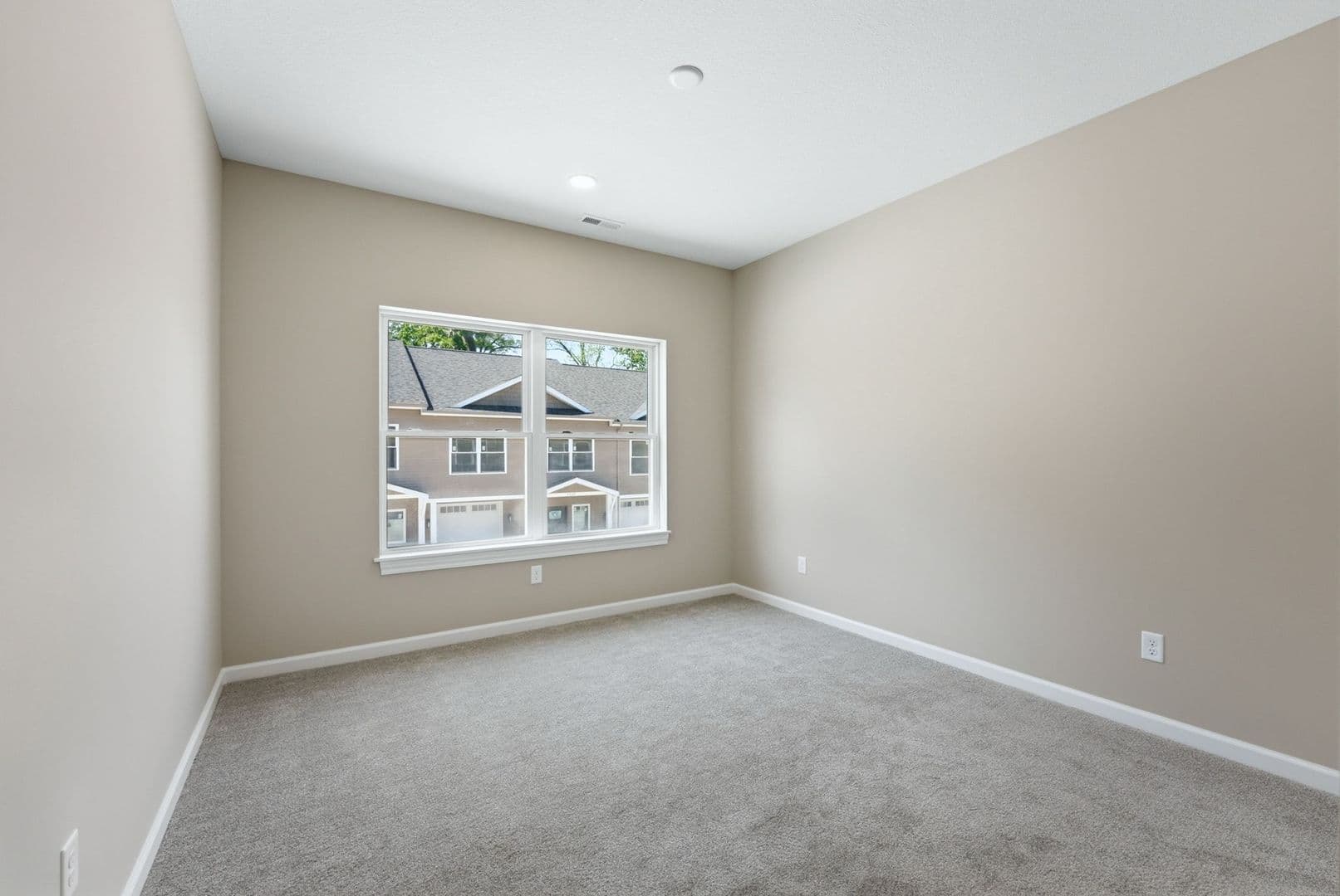 Fort Wayne Apartment: 2890 Getz Road