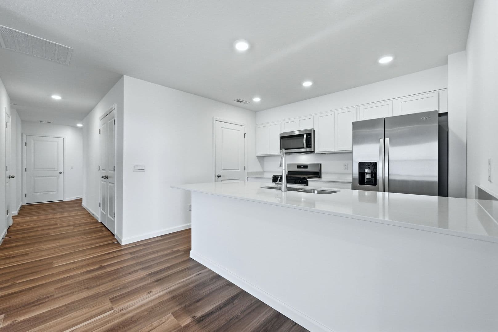 Fort Wayne Apartment: 3782 Thunderhawk Pass