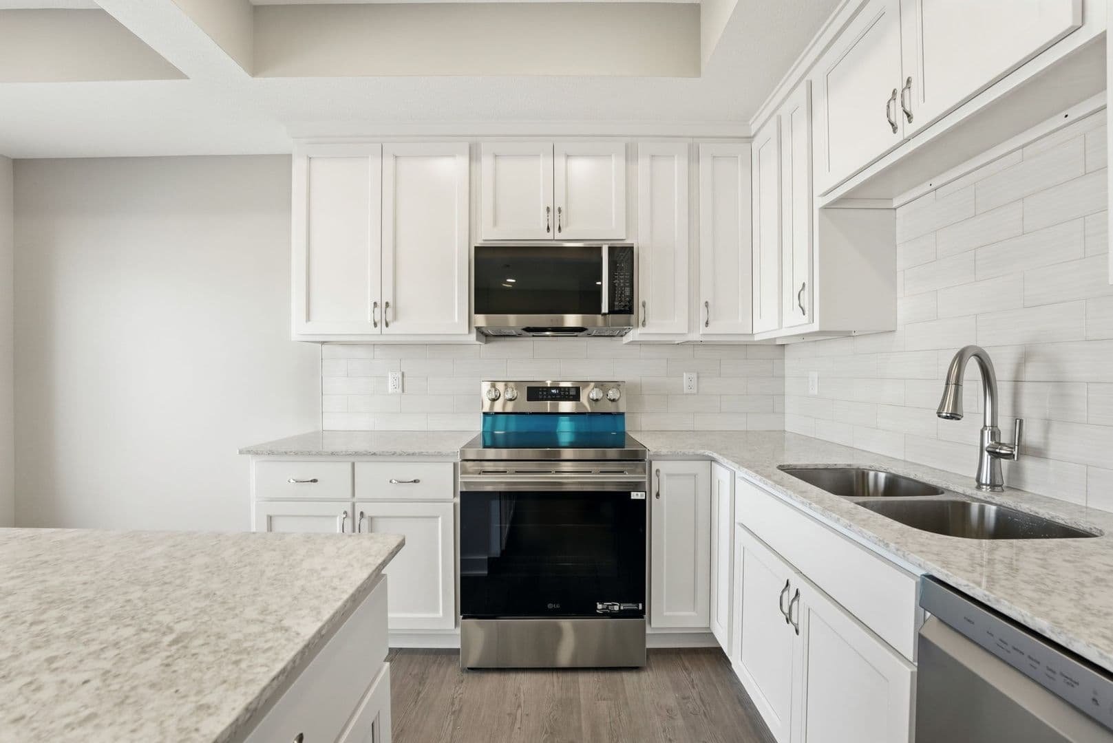 Fort Wayne Apartment: 2890 Getz Road