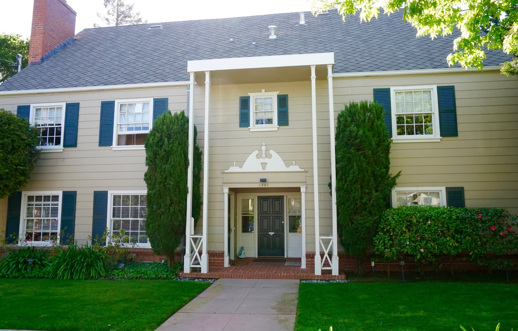 Burlingame Apartment: 1445 Bellevue Avenue
