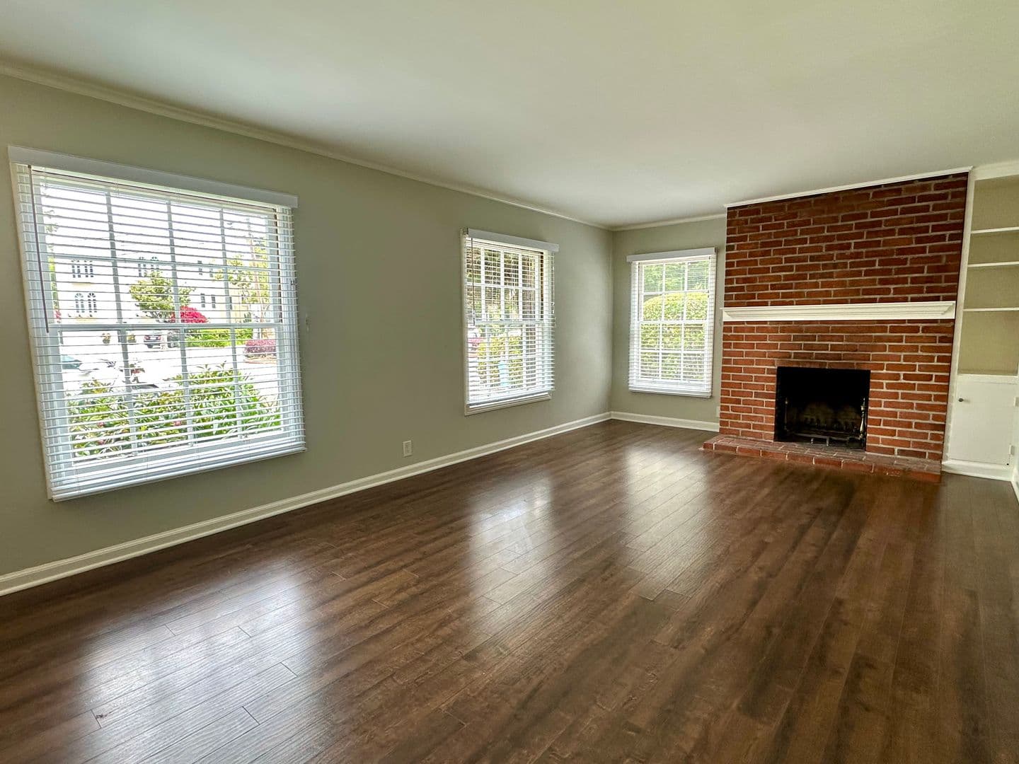 Burlingame Apartment: 1445 Bellevue Avenue