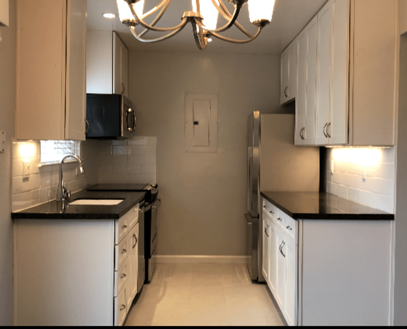 Sunnyvale Apartment: 1674 Hollenbeck Avenue