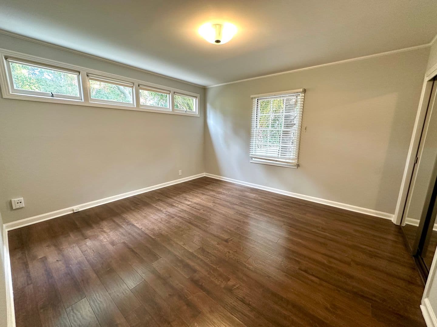 Burlingame Apartment: 1445 Bellevue Avenue