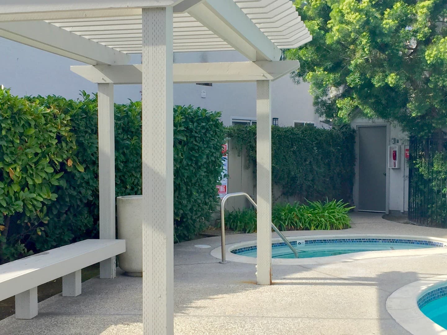 Sunnyvale Apartment: 1674 Hollenbeck Avenue