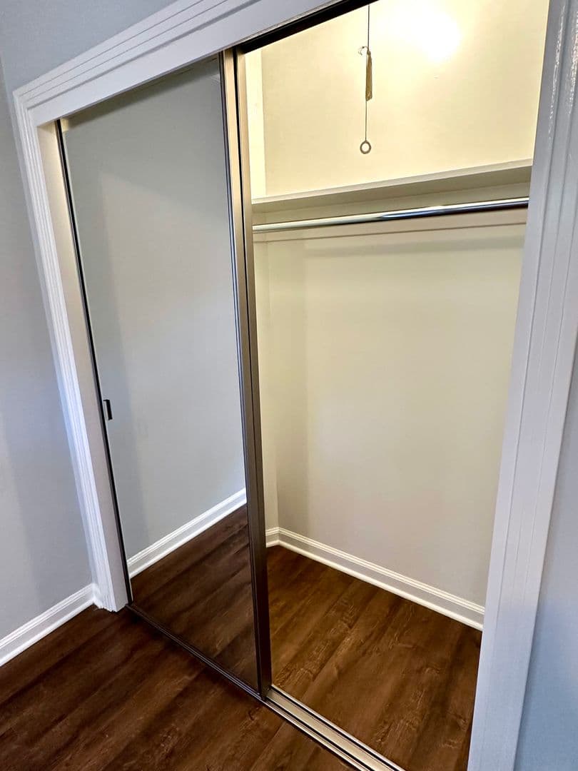 Burlingame Apartment: 1445 Bellevue Avenue