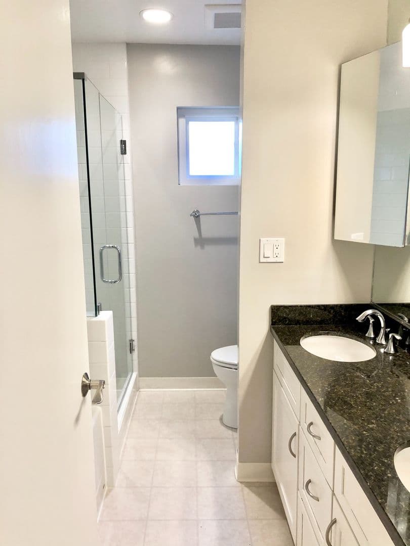 Menlo Park Apartment: 1010 Noel Drive