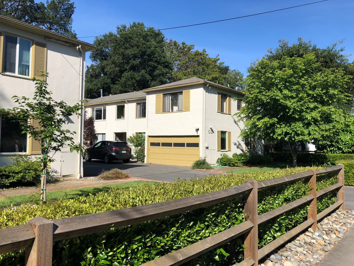 Menlo Park Apartment: 1025 Laurel Street