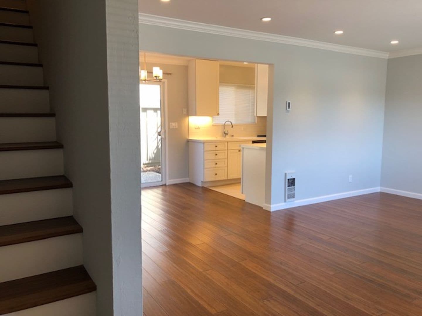Sunnyvale Apartment: 1674 Hollenbeck Avenue