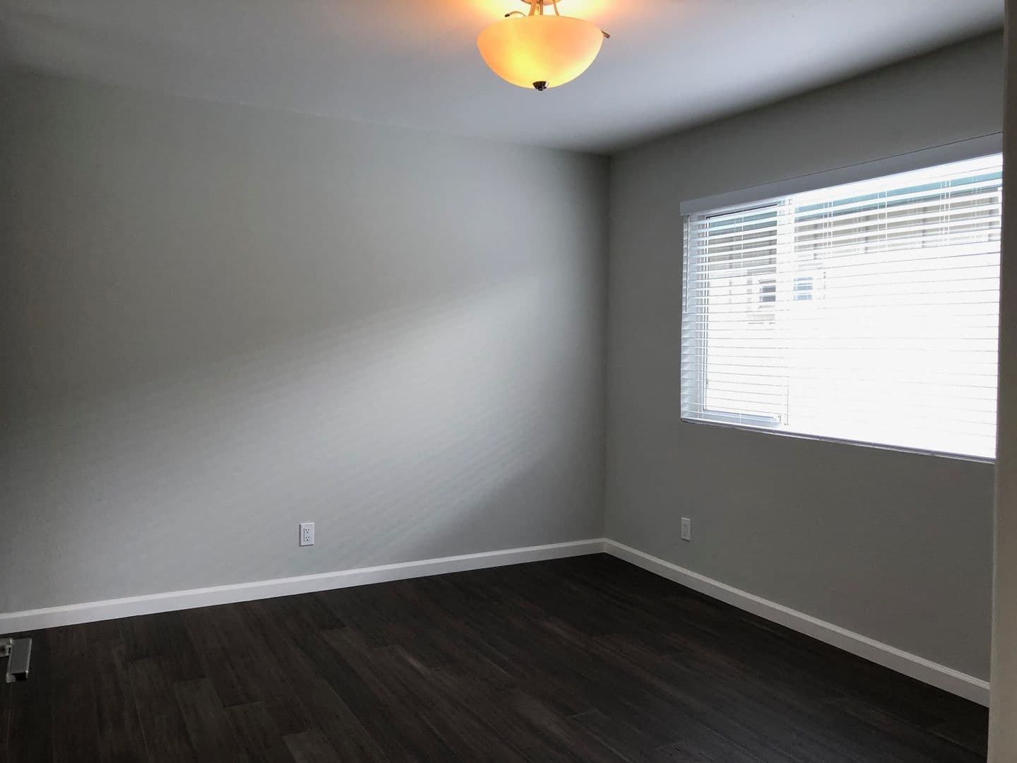 Sunnyvale Apartment: 1674 Hollenbeck Avenue
