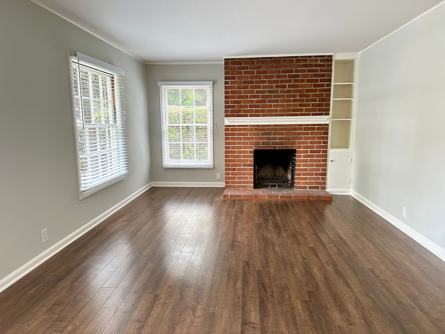 Burlingame Apartment: 1445 Bellevue Avenue