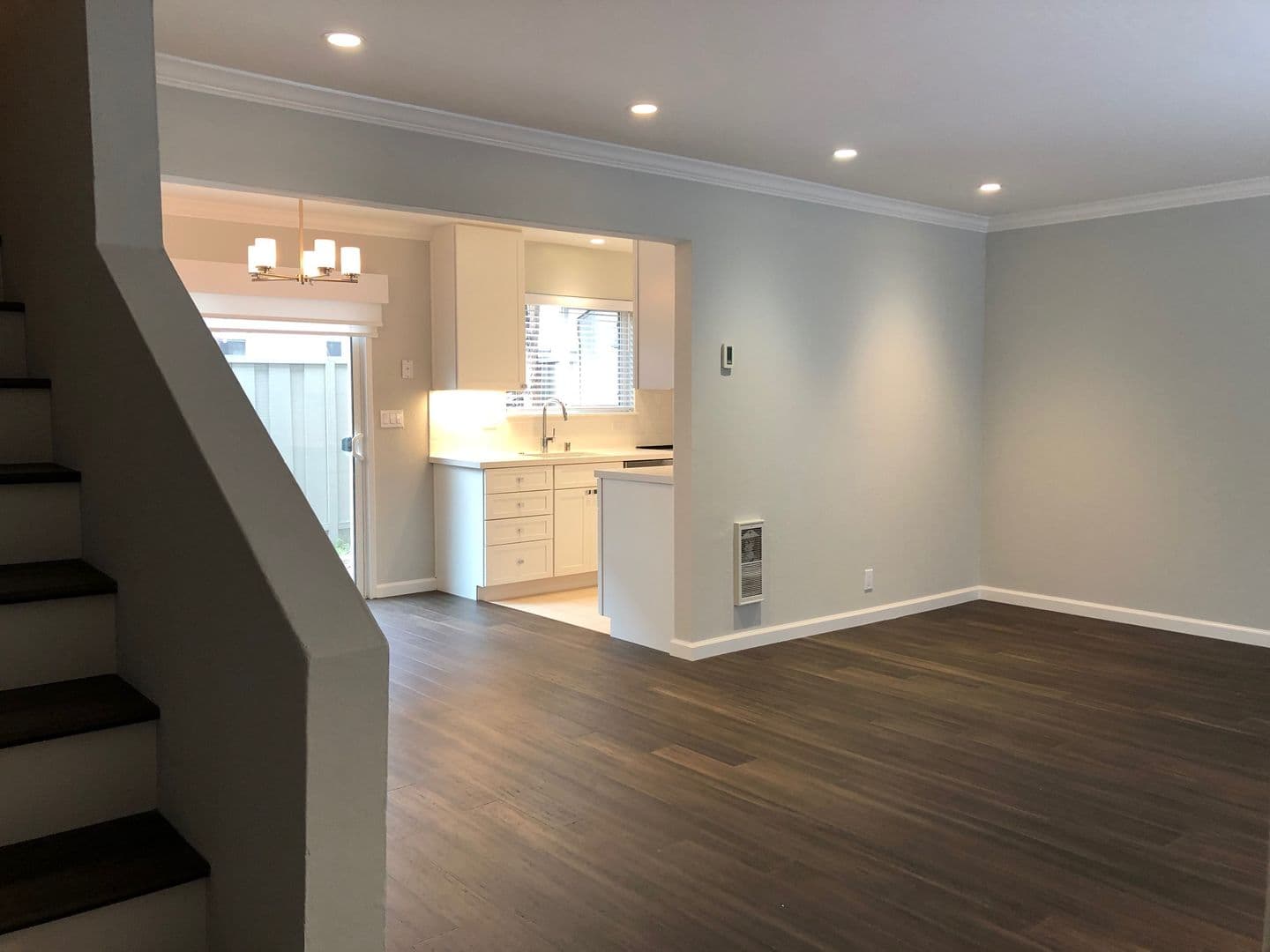 Sunnyvale Apartment: 1674 Hollenbeck Avenue