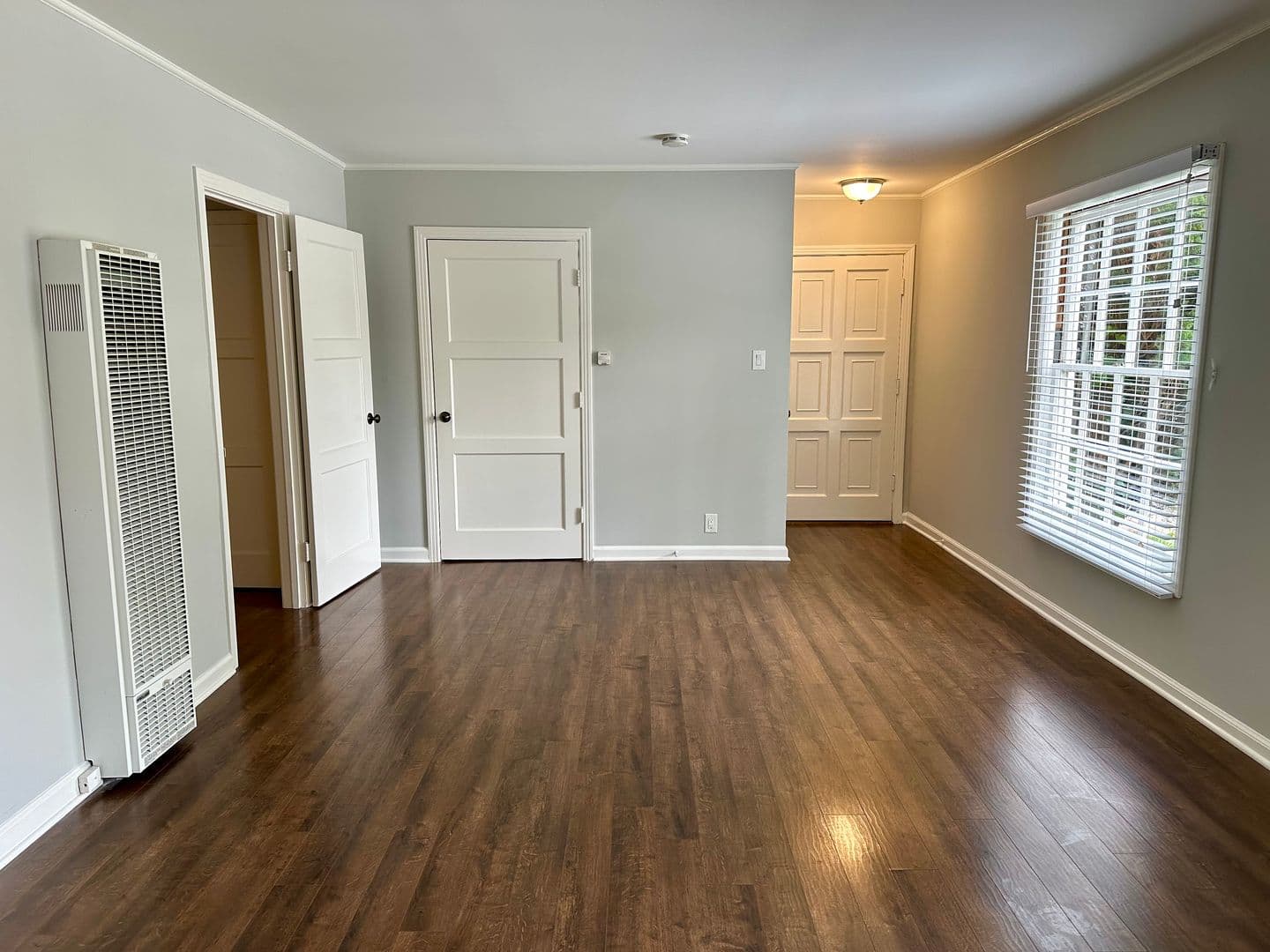 Burlingame Apartment: 1445 Bellevue Avenue