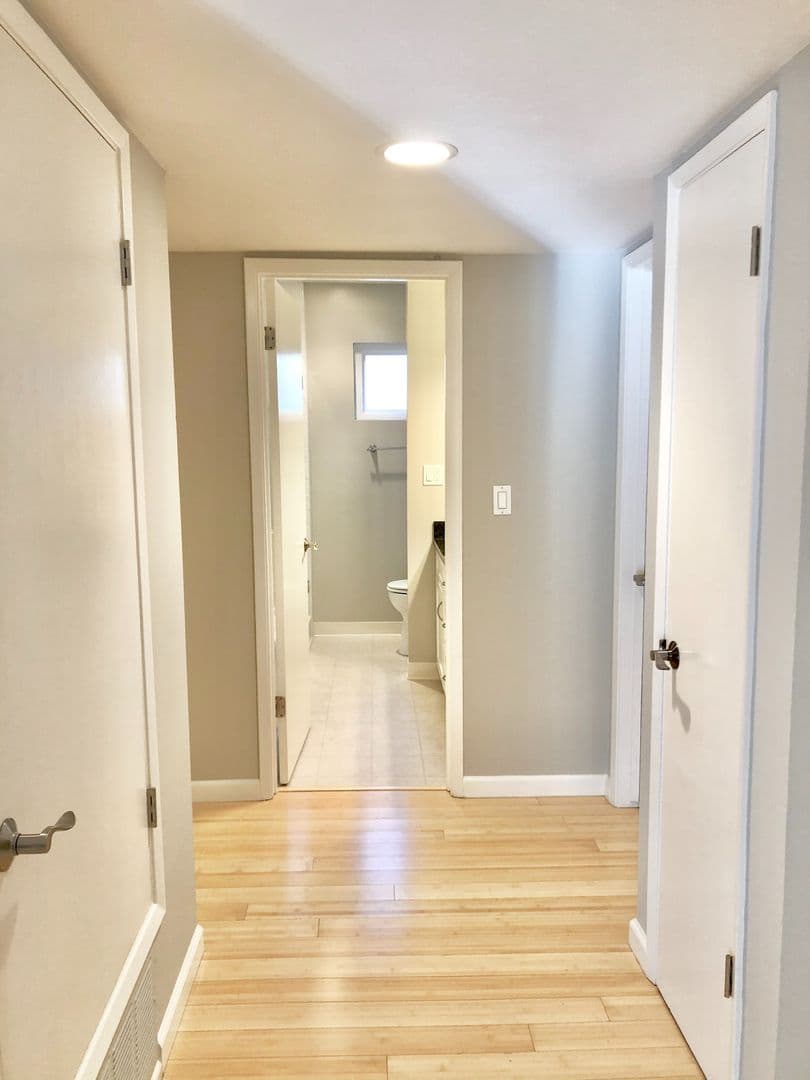 Menlo Park Apartment: 1010 Noel Drive