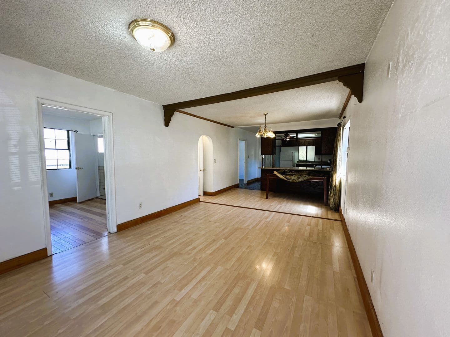 Sacramento House: 3221 44th St